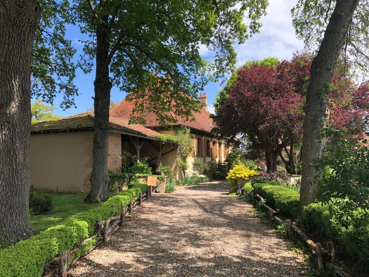Bed and Breakfast Les Jardins Des Soussilanges Céron Esterno foto