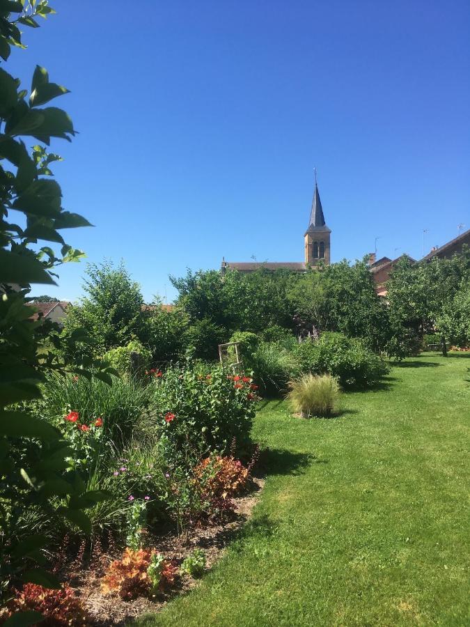 Bed and Breakfast Les Jardins Des Soussilanges Céron Esterno foto