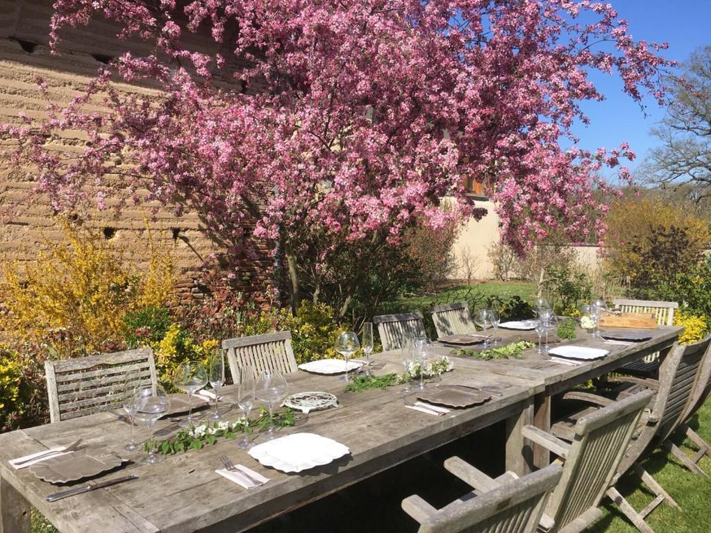 Bed and Breakfast Les Jardins Des Soussilanges Céron Esterno foto