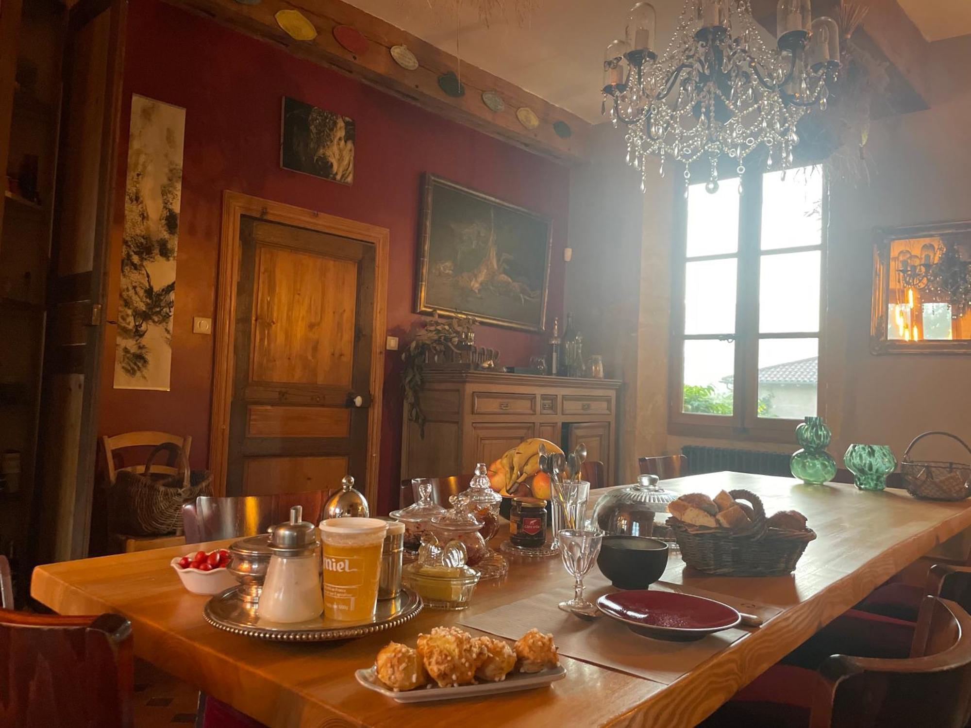 Bed and Breakfast Les Jardins Des Soussilanges Céron Esterno foto