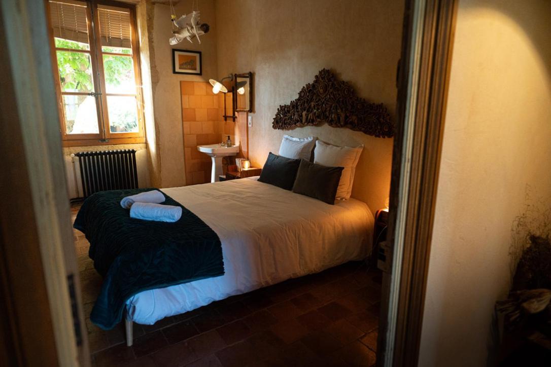 Bed and Breakfast Les Jardins Des Soussilanges Céron Esterno foto