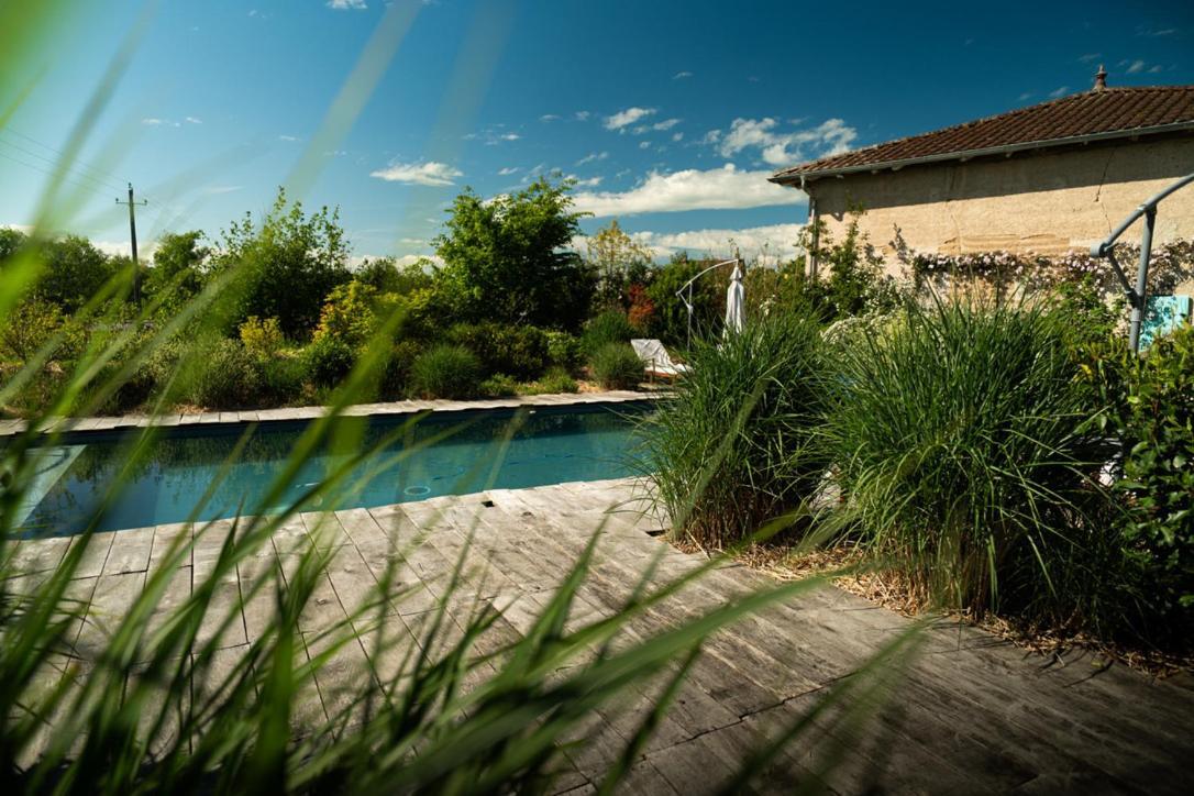 Bed and Breakfast Les Jardins Des Soussilanges Céron Esterno foto