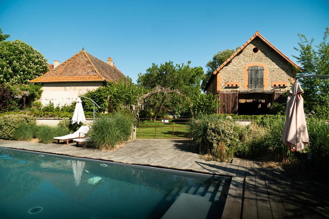 Bed and Breakfast Les Jardins Des Soussilanges Céron Esterno foto